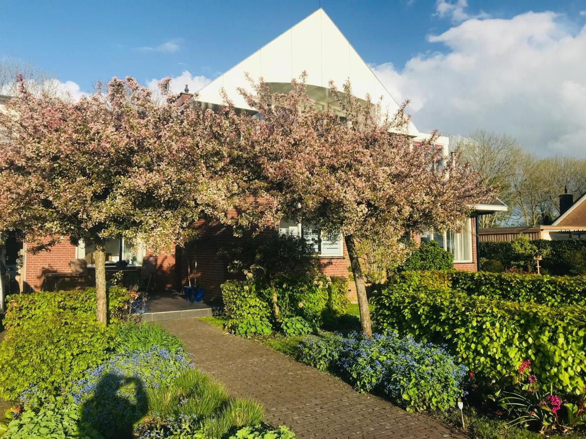 Gastenverblijf Villa Buitenplaats Wergea Contactloos Inchecken Naarderburen Exteriér fotografie