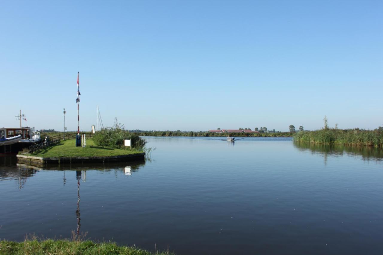 Gastenverblijf Villa Buitenplaats Wergea Contactloos Inchecken Naarderburen Exteriér fotografie