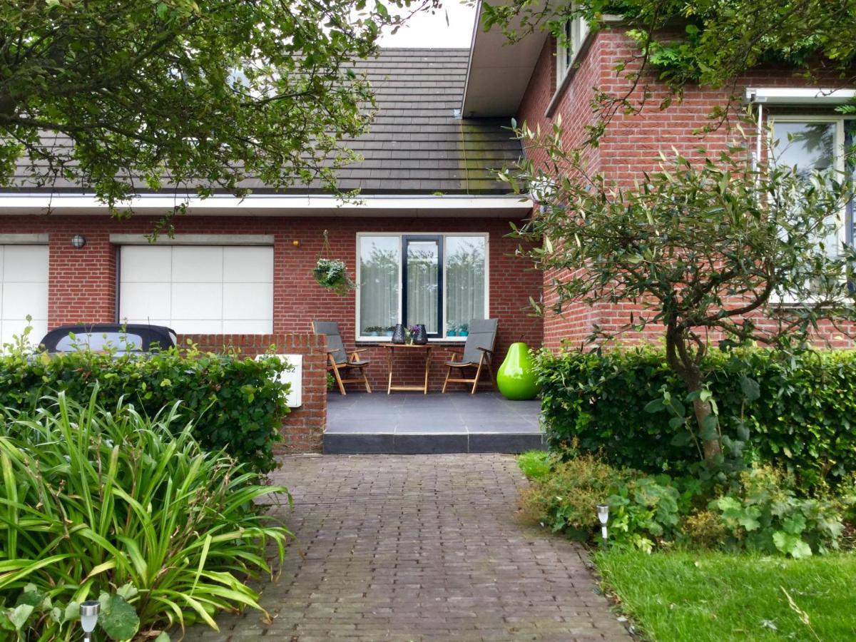 Gastenverblijf Villa Buitenplaats Wergea Contactloos Inchecken Naarderburen Exteriér fotografie